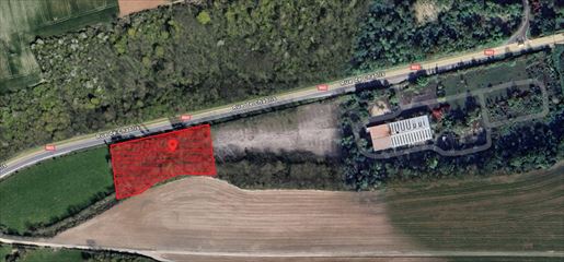 Terrain 3845 m² · à Auxerre · 3 845 m² · 166 000 €