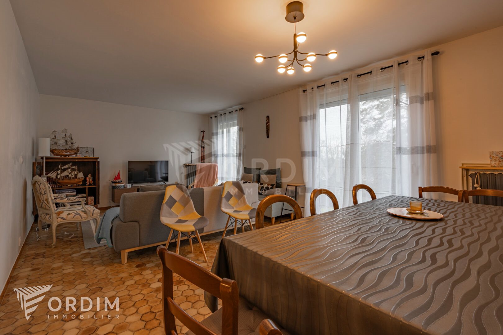 Maison à vendre, 92m², Épineuil