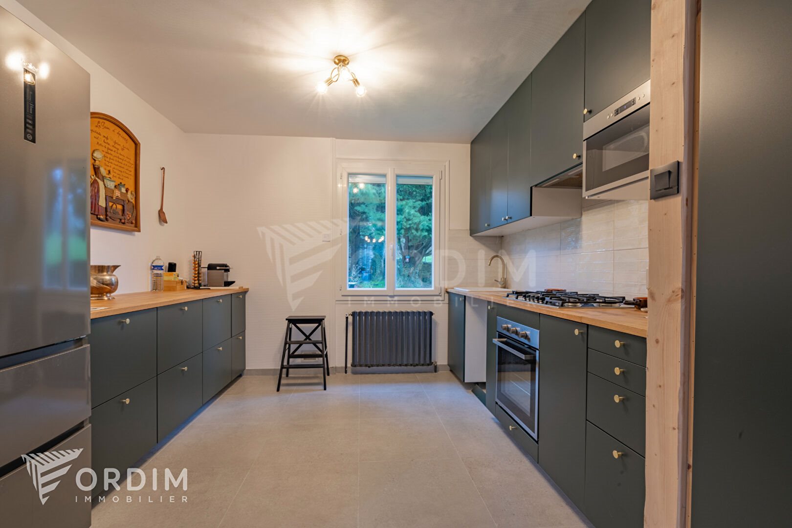 Maison à vendre, 92m², Épineuil