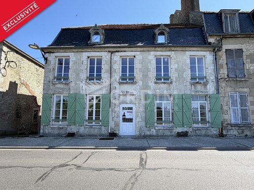 Maison 14 pièces 306 m² · à La Charité-sur-Loire · 306 m² · 186 000 €