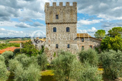 Monteriggioni (Siena) photo 2