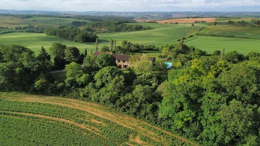 Maison 8 pièces 300 m² · à Belpech · 300 m² · 585 000 €