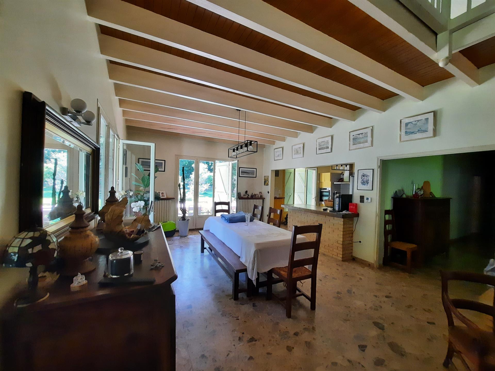 Maison à vendre, 313m², Blasimon