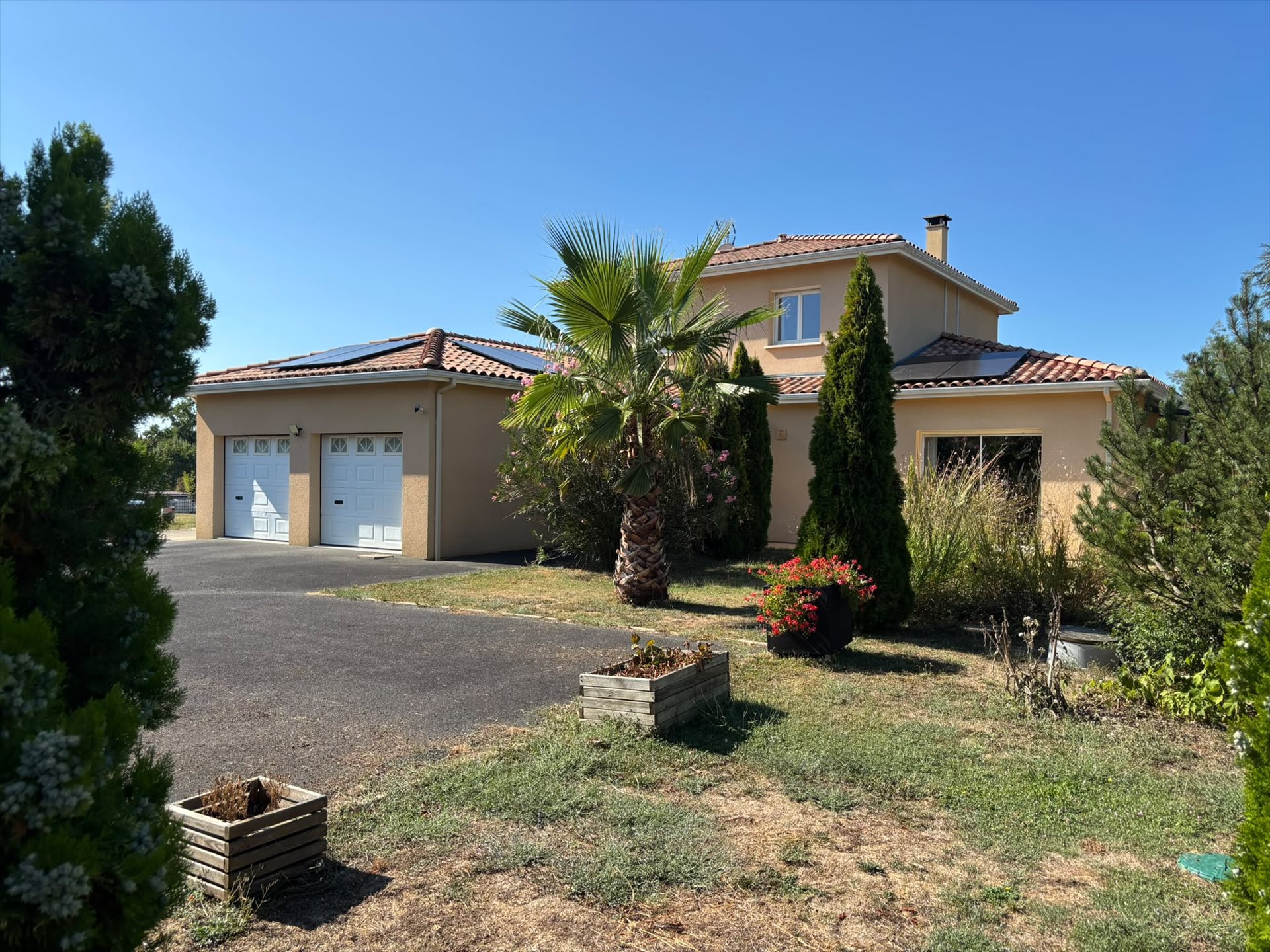 Maison à vendre, 141m², Sauveterre-de-Guyenne