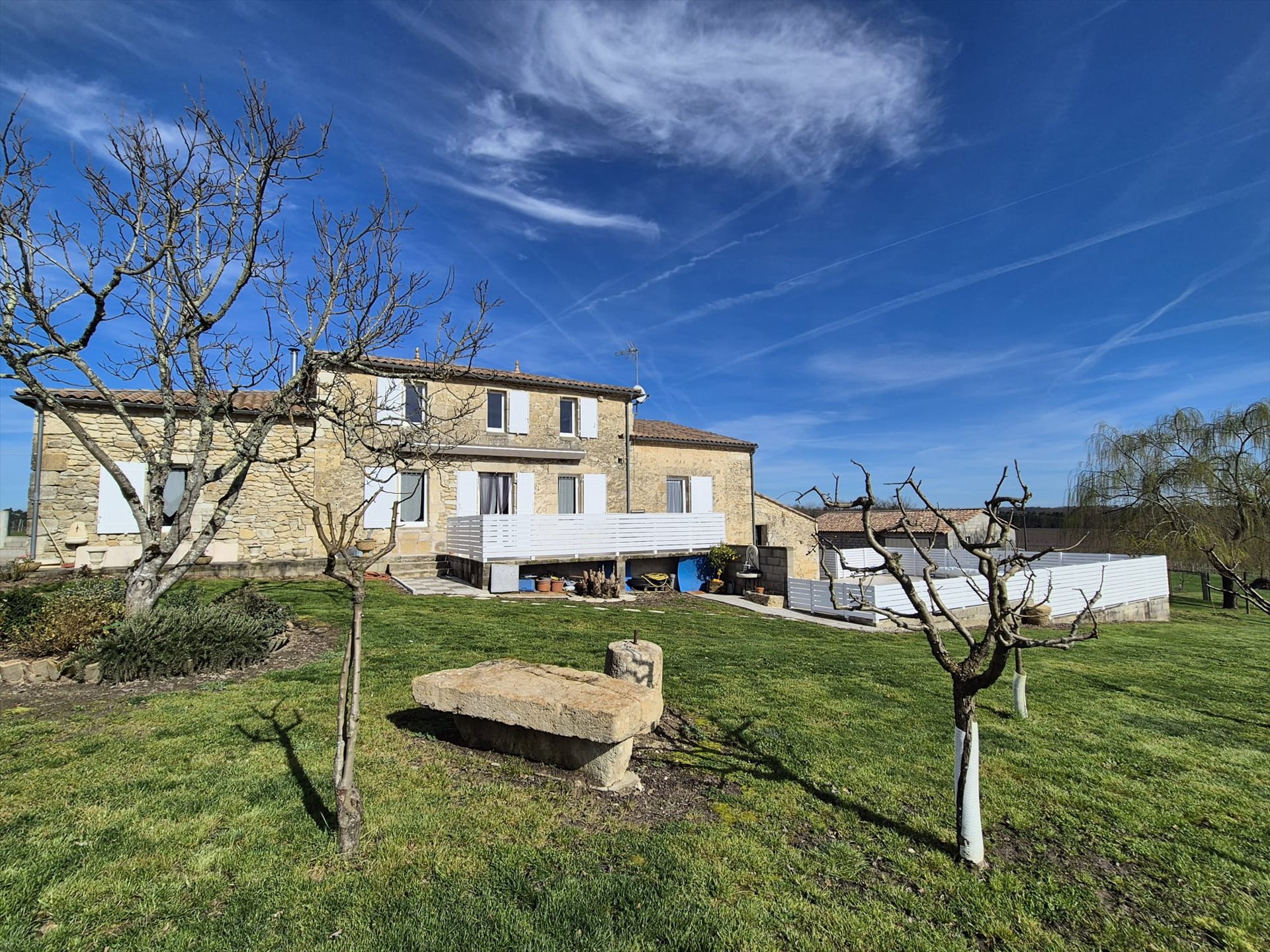 Maison à vendre, 226m², Sauveterre-de-Guyenne