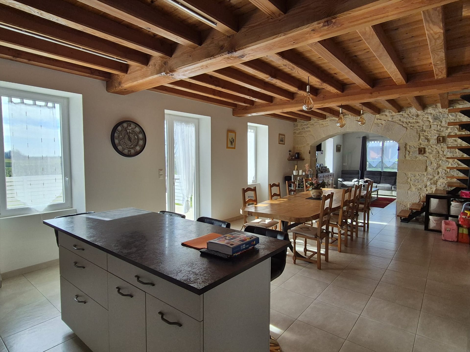 Maison à vendre, 226m², Sauveterre-de-Guyenne