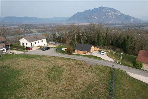 Terrain 1080 m² · à Chanaz · 1 080 m² · 173 000 €