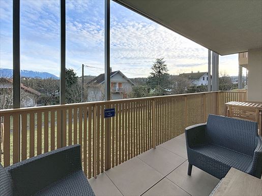 3 pièces 83 m² · à Rumilly · 83 m² · 369 000 €