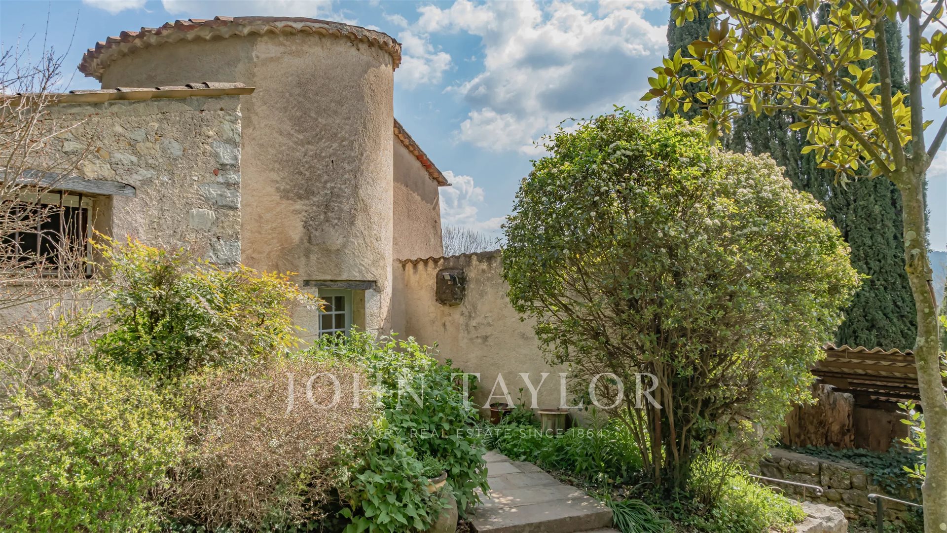 Maison à vendre, 410m², Tourrettes