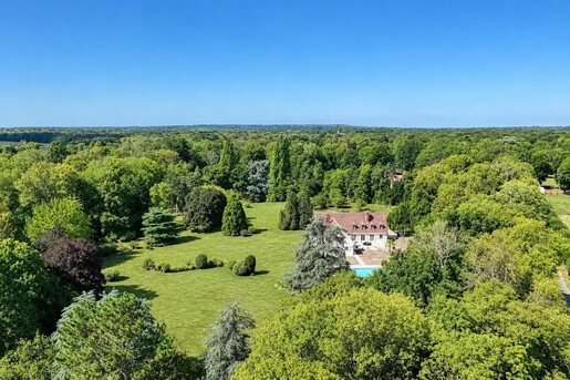 10 pièces 500 m² · à Senlis · 500 m² · 2 850 000 €