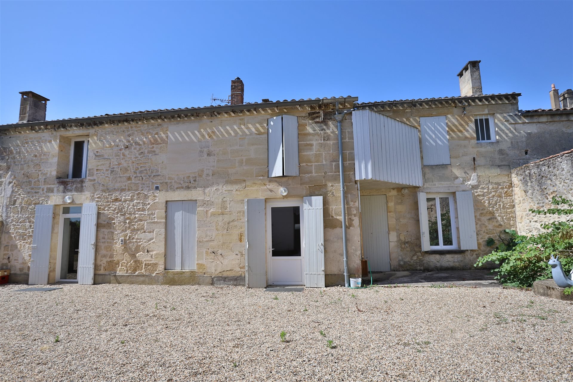 Maison 8 pièces 330 m² · à Saint-Emilion · 330 m² · 690 000 €
