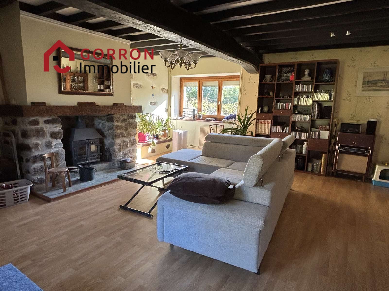 Maison à vendre, 177m², Saint-Berthevin-la-Tannière