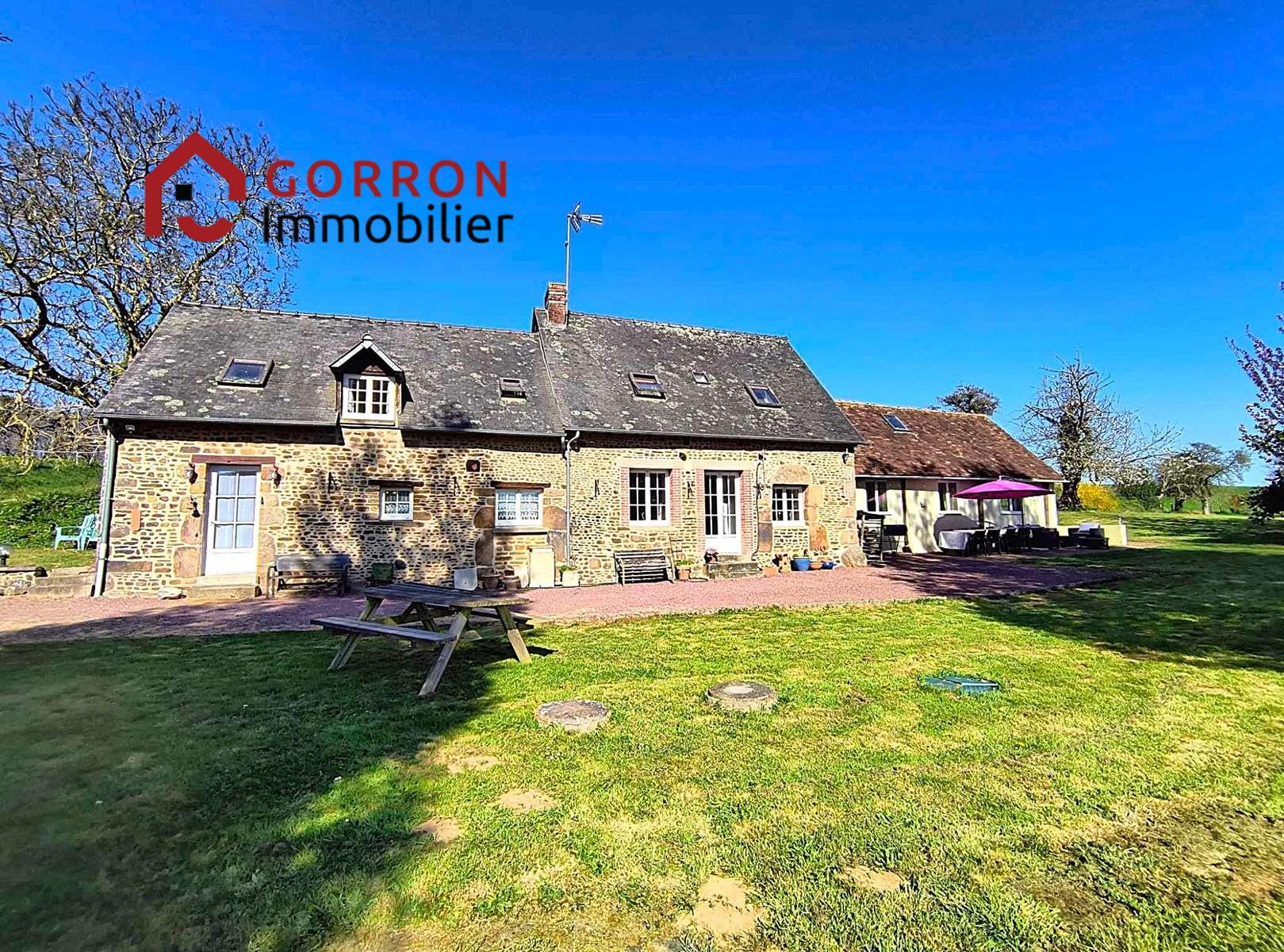 Maison à vendre, 277m², Couesmes-Vaucé