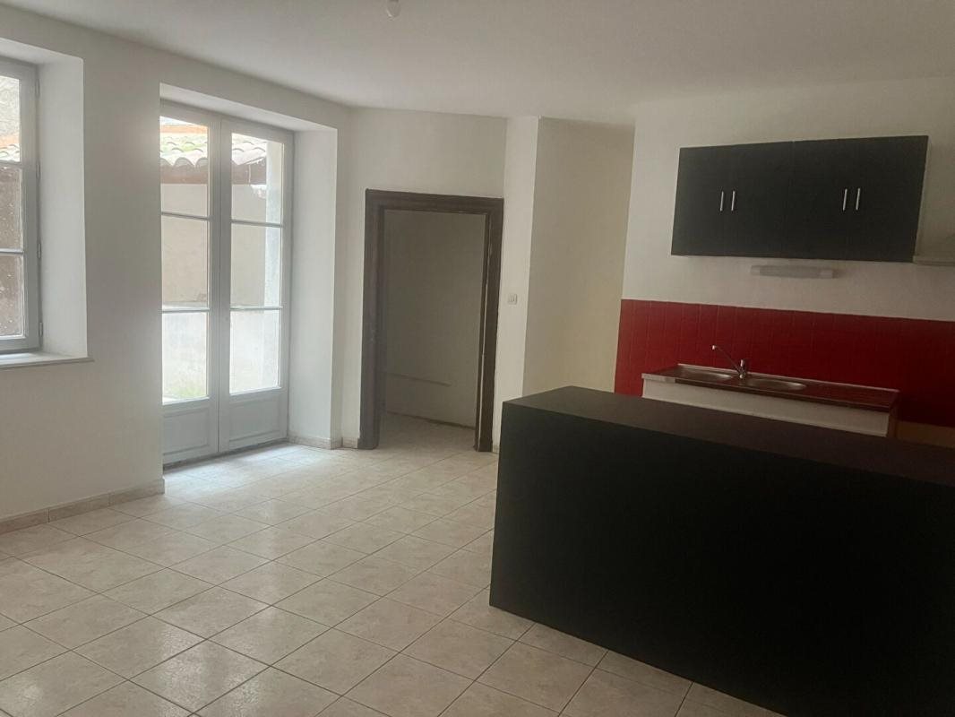 Appartement à louer, 78m², Pont-Saint-Esprit