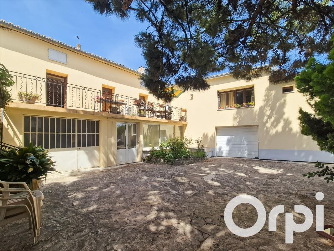 Maison à vendre, 180m², Saint-Just-d'Ardèche