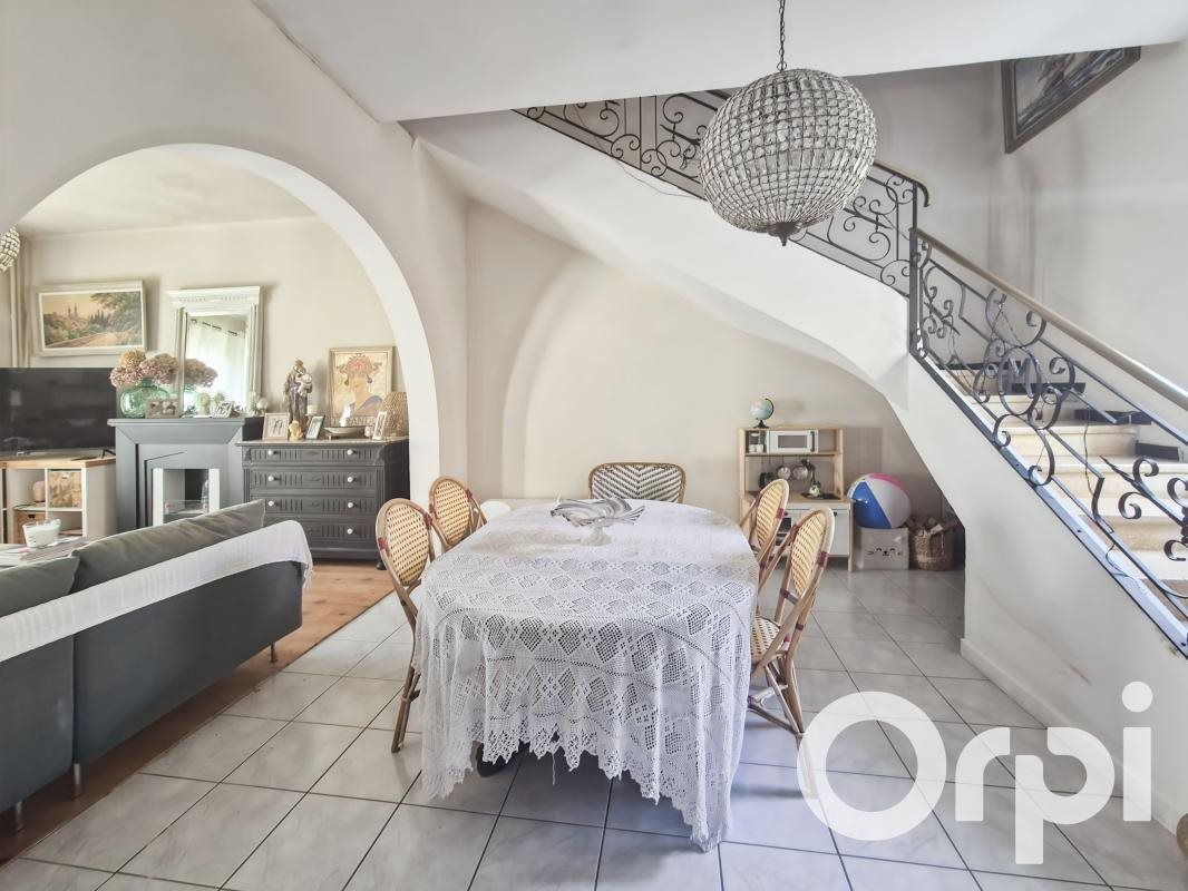 Maison à vendre, 140m², Pont-Saint-Esprit
