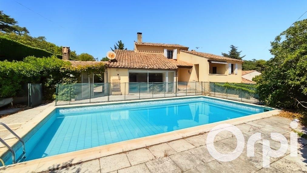 Maison à vendre, 175m², Pont-Saint-Esprit
