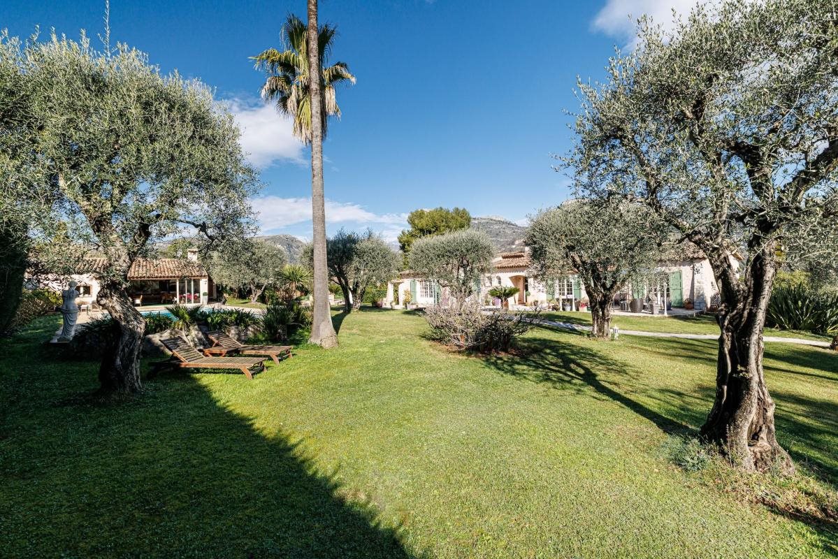 Maison à vendre, 300m², La Gaude