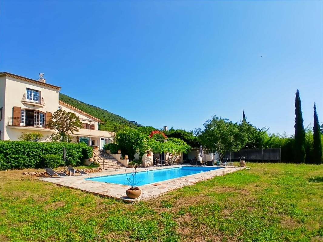 Maison à vendre, 292m², Gattières