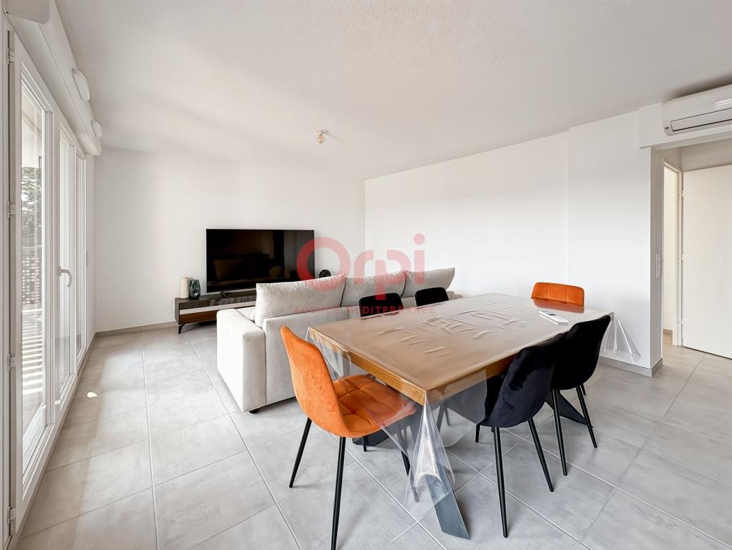 Appartement à louer, 61m², Fréjus