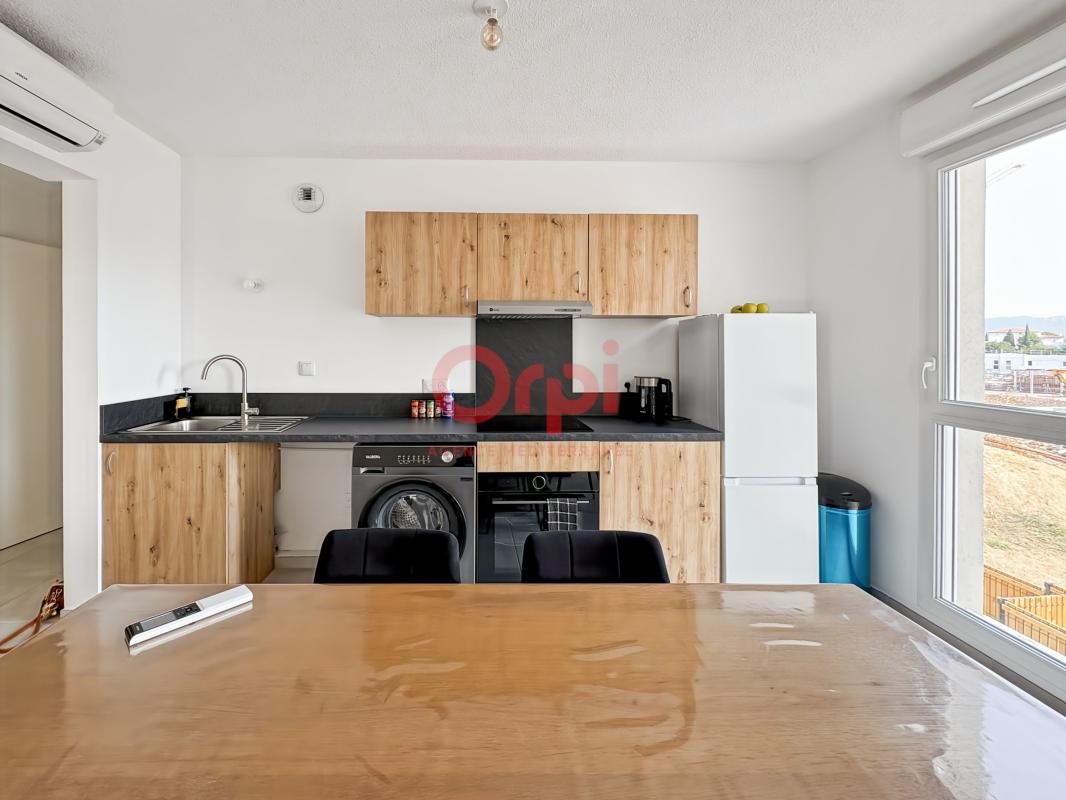 Appartement à louer, 61m², Fréjus