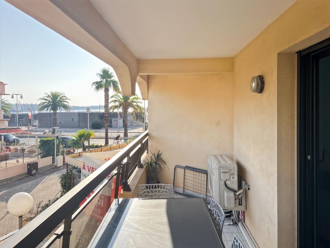Appartement à vendre, 33m², Fréjus