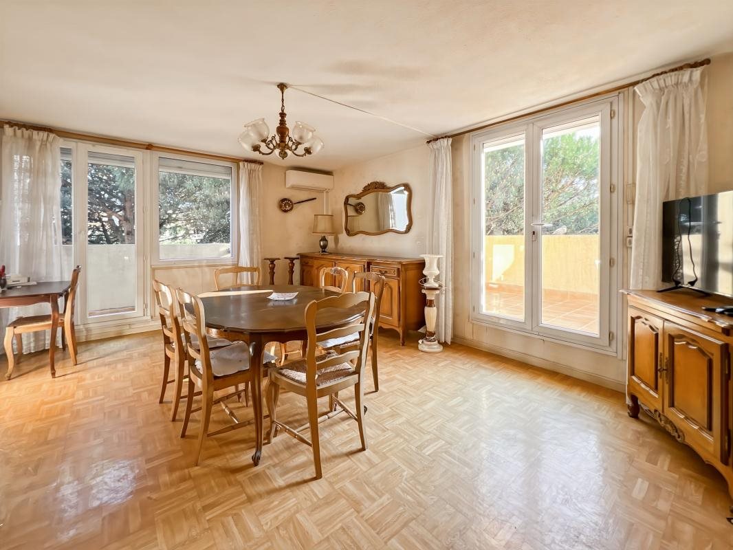 Appartement à vendre, 70m², Fréjus
