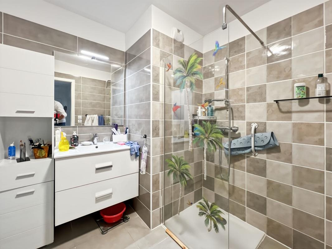 Appartement à vendre, 74m², Fréjus