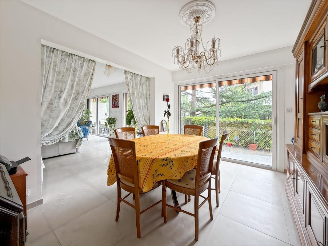 Appartement à vendre, 110m², Fréjus