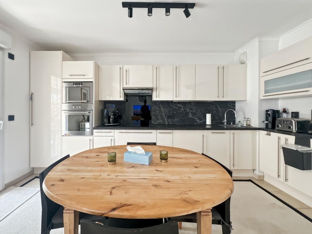 Appartement à vendre, 55m², Fréjus
