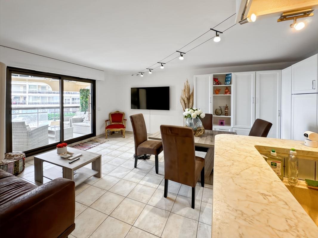 Appartement à vendre, 45m², Fréjus