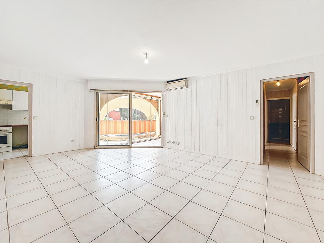 Appartement à vendre, 57m², Fréjus