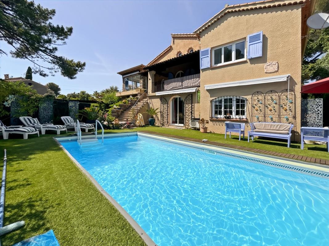 Maison à vendre, 180m², Saint-Raphaël