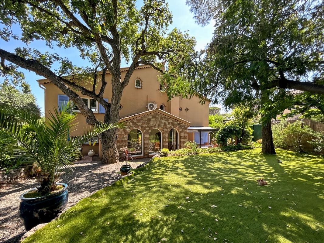 Maison à vendre, 180m², Saint-Raphaël