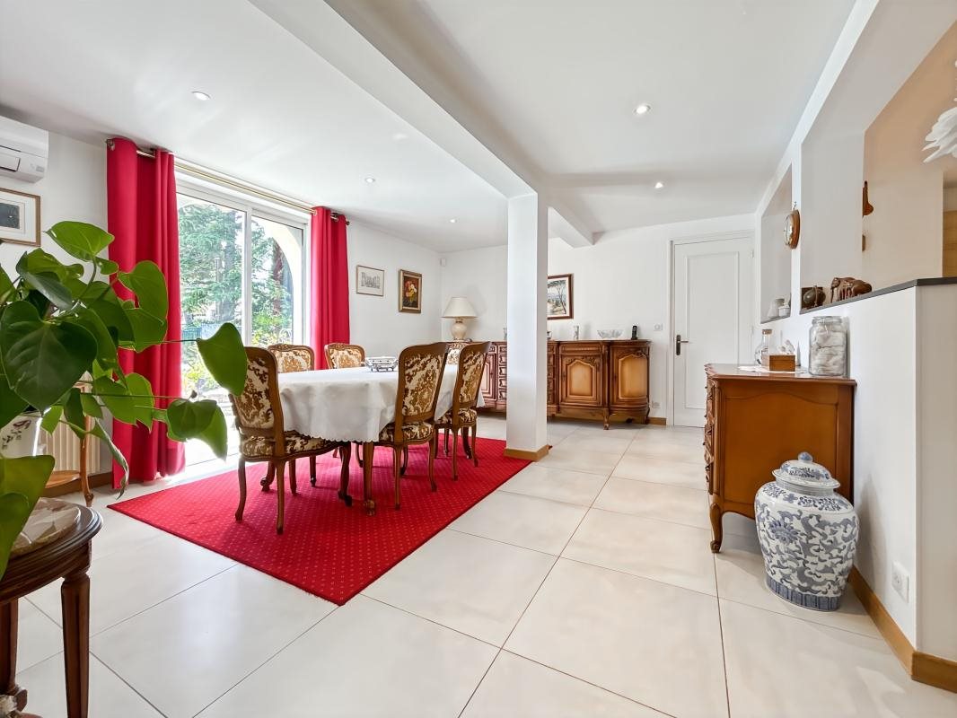 Maison à vendre, 180m², Saint-Raphaël