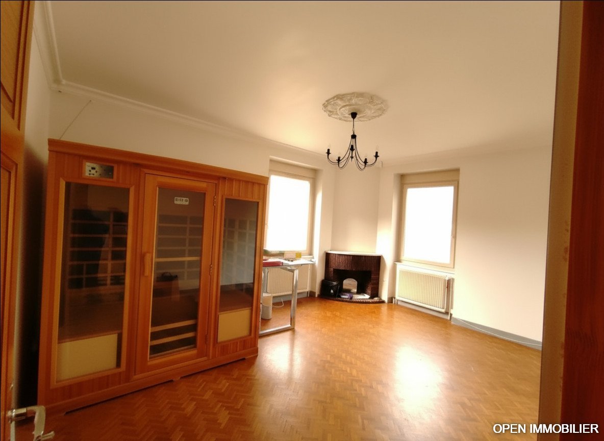 Maison à vendre, 176m², Saint-Laurent-sur-Gorre