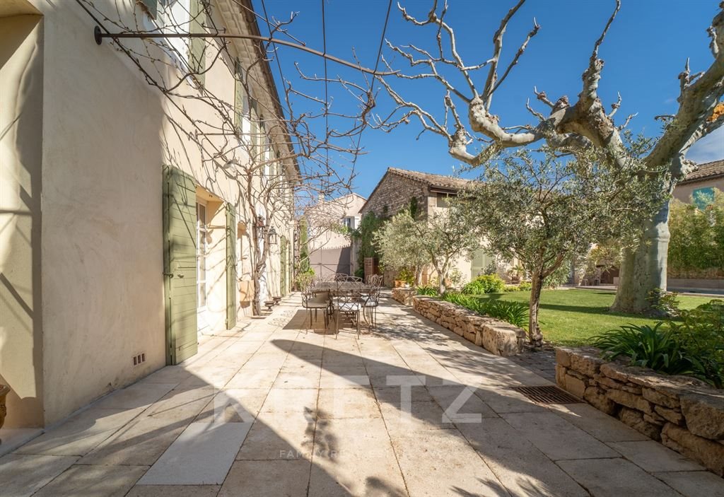 Maison à vendre, 440m², Mouriès