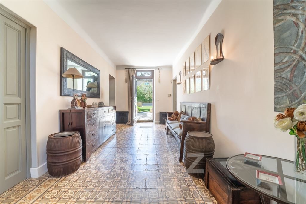 Maison à vendre, 440m², Mouriès