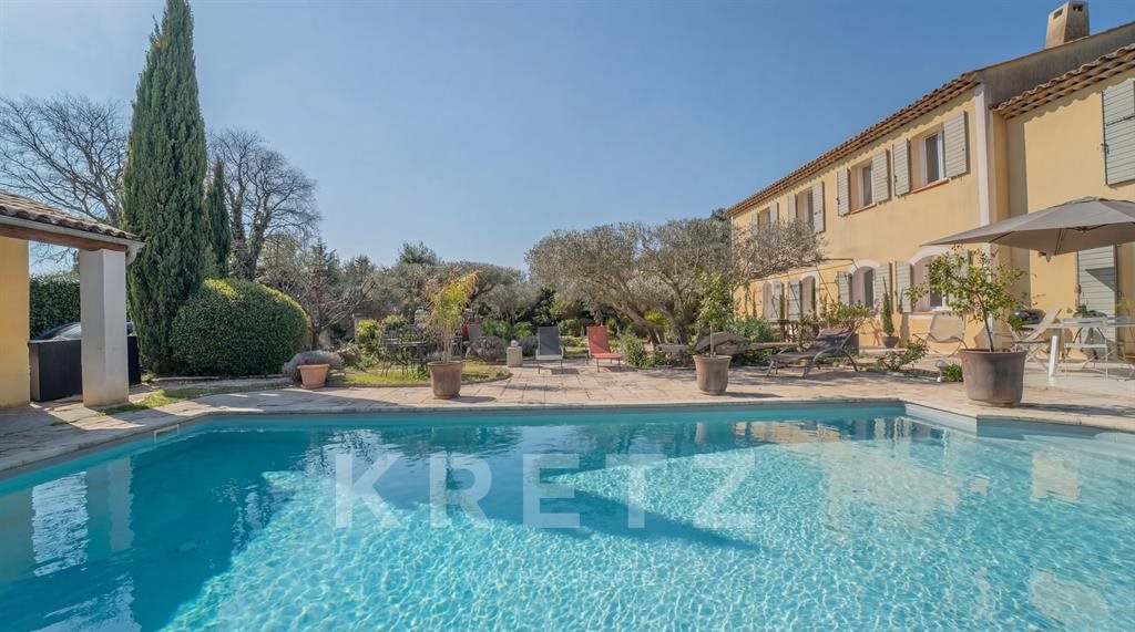 Maison à vendre, 214m², Saint-Rémy-de-Provence