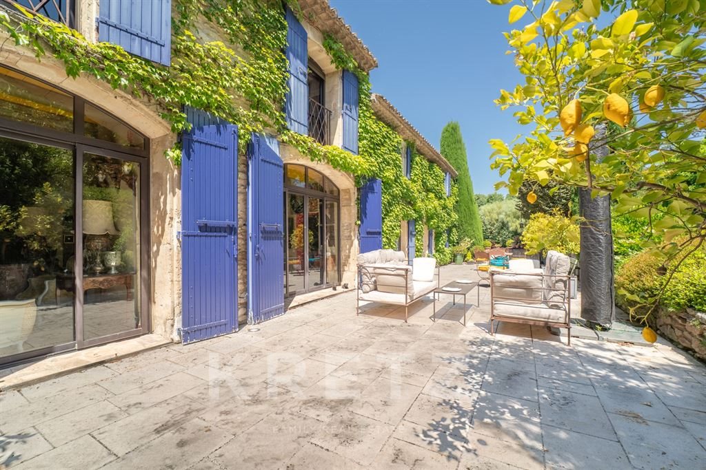 Maison à vendre, 401m², Saint-Rémy-de-Provence