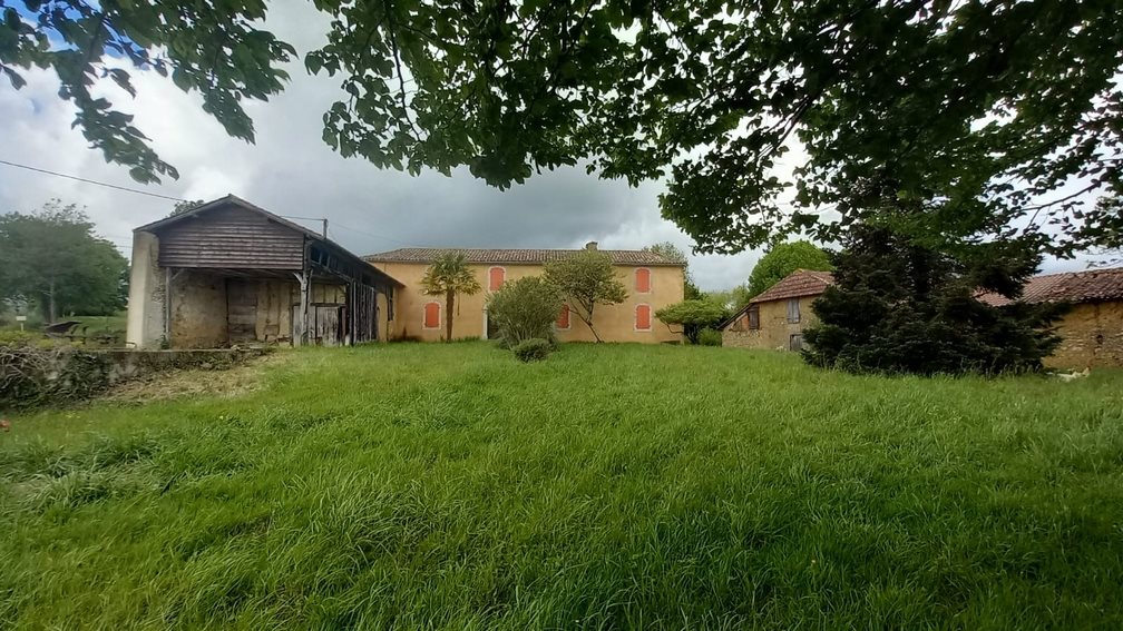 Maison à vendre, 235m², Laguian-Mazous