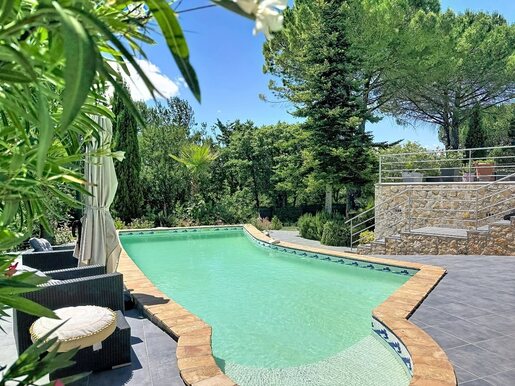 Maison 13 pièces 290 m² · à La Boissière · 290 m² · 845 000 €