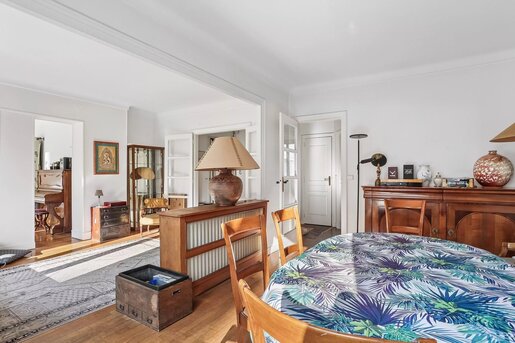 Appartement 7 pièces 154 m² · à Paris 15ème · 154 m² · 1 390 000 €