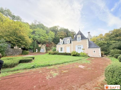 Maison 9 pièces 257 m² · à La Chartre-sur-le-Loir · 257 m² · 829 000 €
