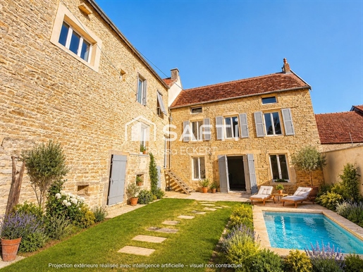 Maison 8 pièces 230 m² · à Chamboeuf · 230 m² · 452 000 €
