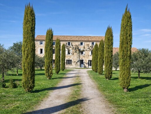 Maison 21 pièces 627 m² · à Pernes-les-Fontaines · 627 m² · 2 490 000 €