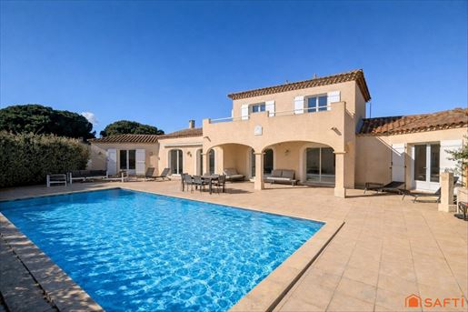Maison 7 pièces 180 m² · à Aigues-Mortes · 180 m² · 920 000 €