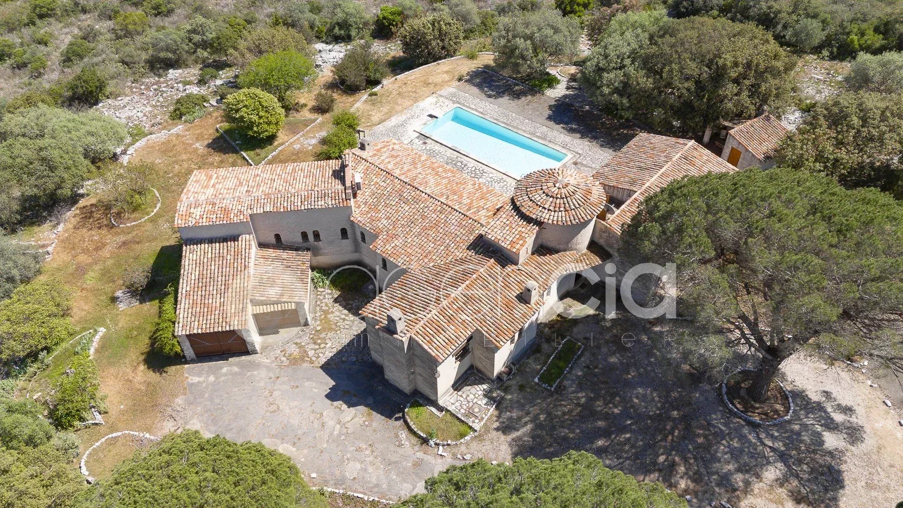 Maison à vendre, 345m², Roquefort-les-Pins