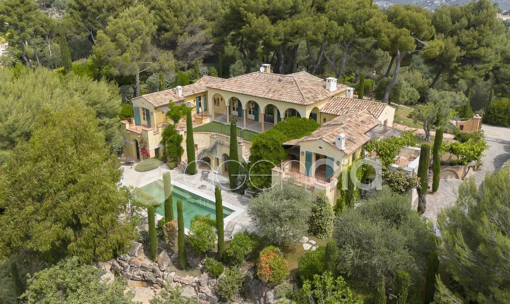 Maison à vendre, 250m², Carros