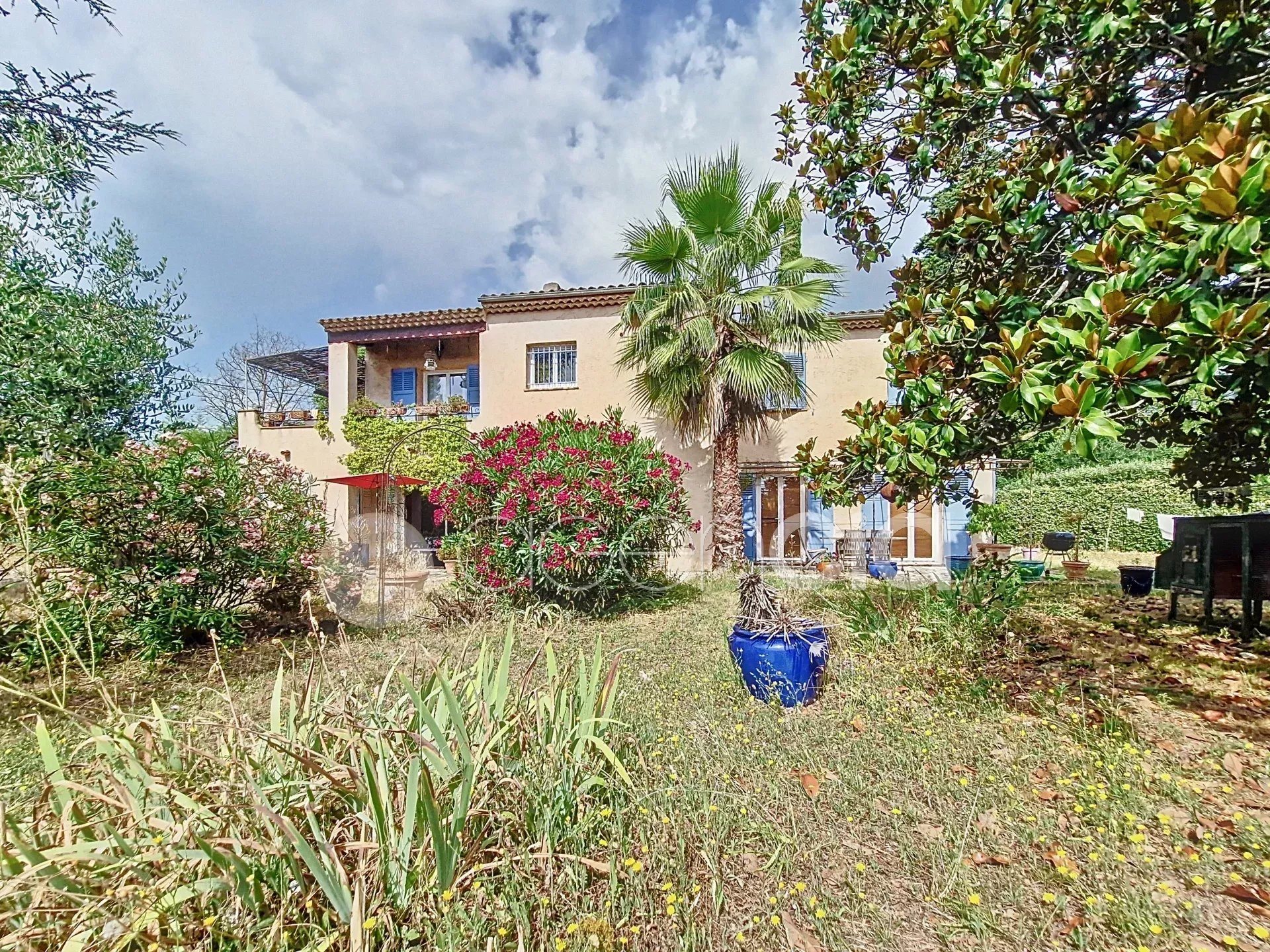 Maison à vendre, 205m², Peymeinade